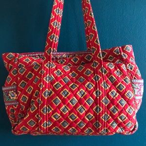 Vera Bradley medium sized tote